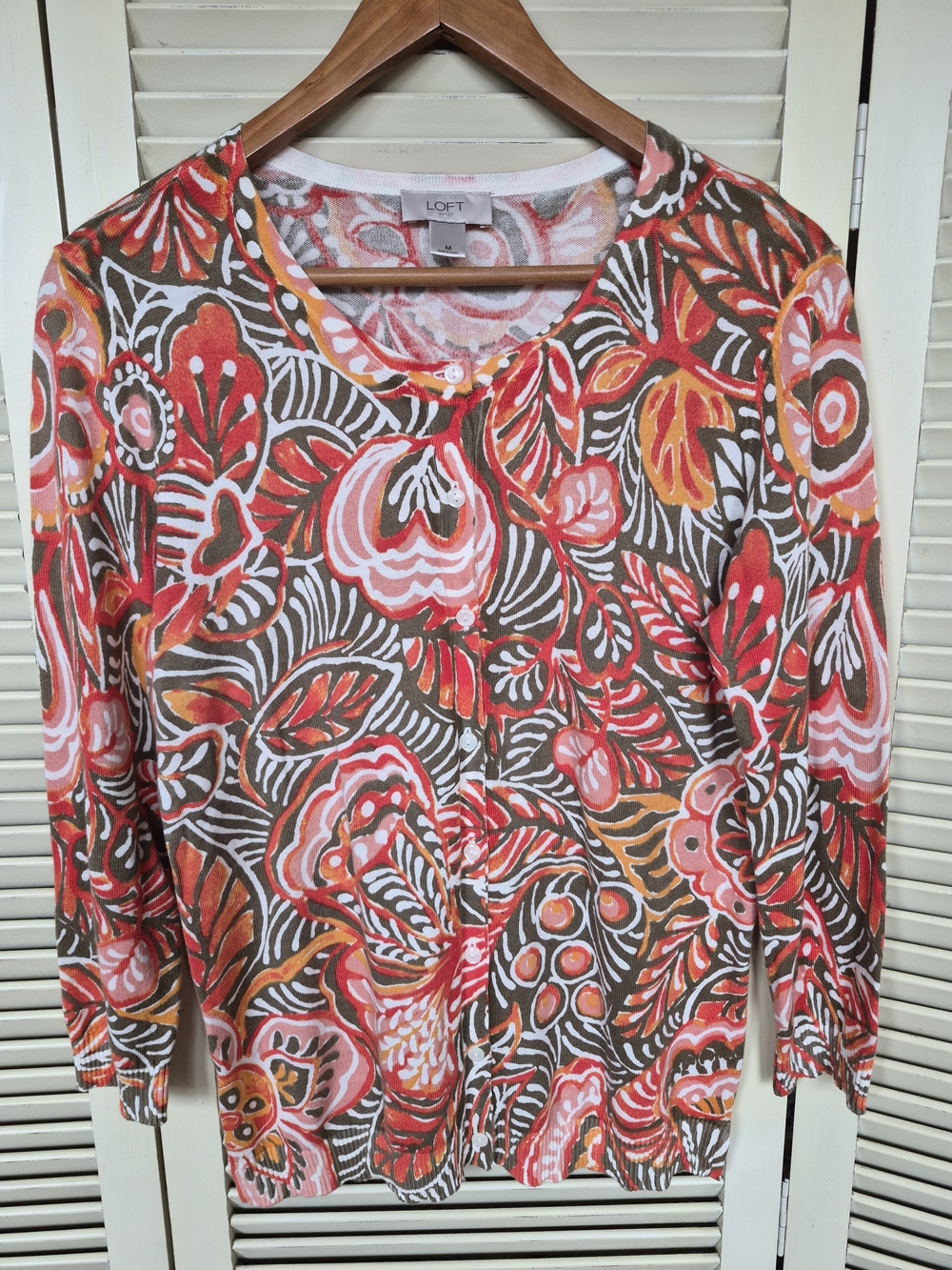 LOFT Outlet Bold Floral Button Down Cardigan Sweater 100% Cotton Size Medium